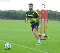 爱游戏体育-沙特达曼协作宣布埃弗顿球员格雷加盟